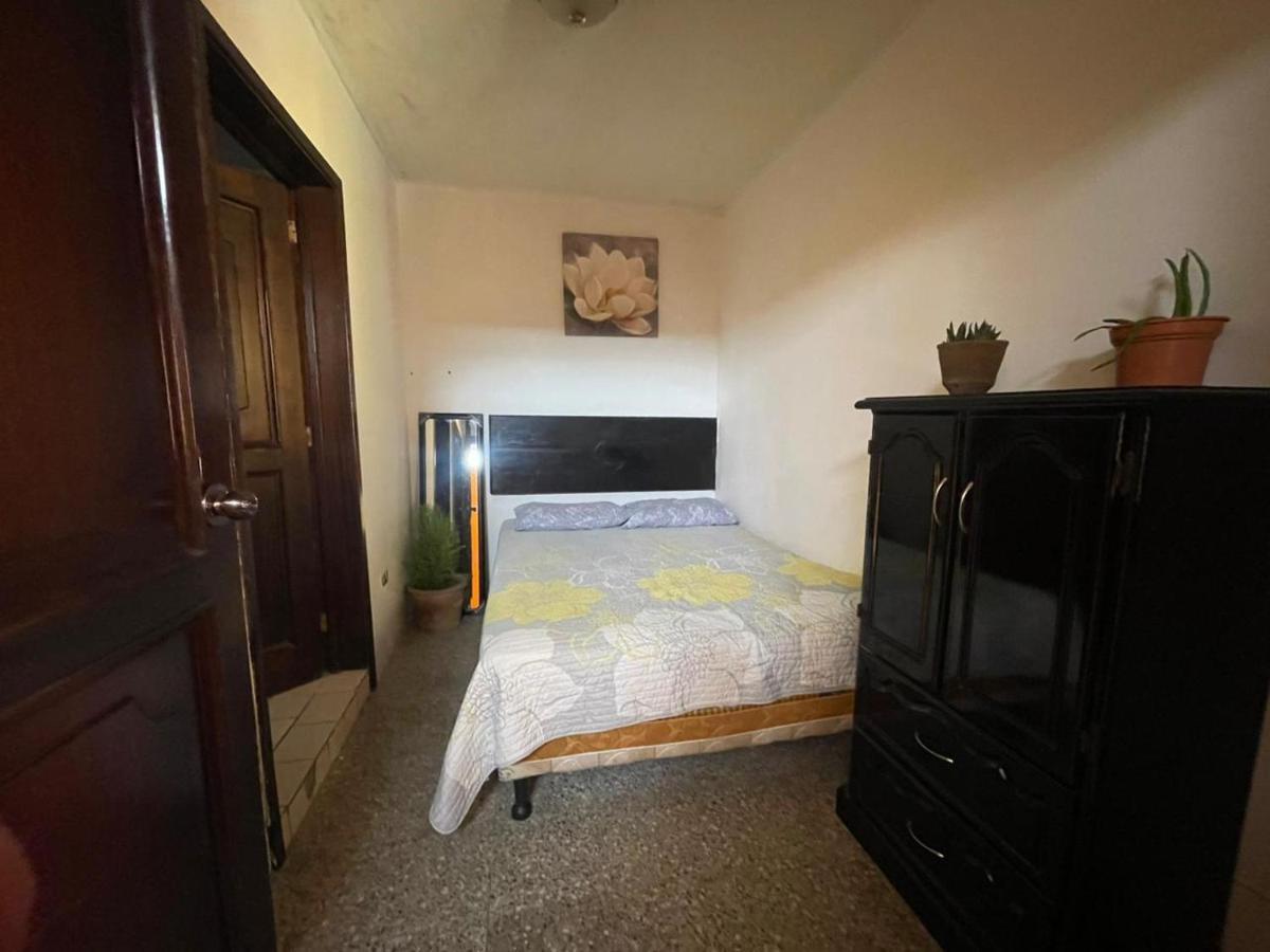 Esperanza Hostel Antigua Esterno foto